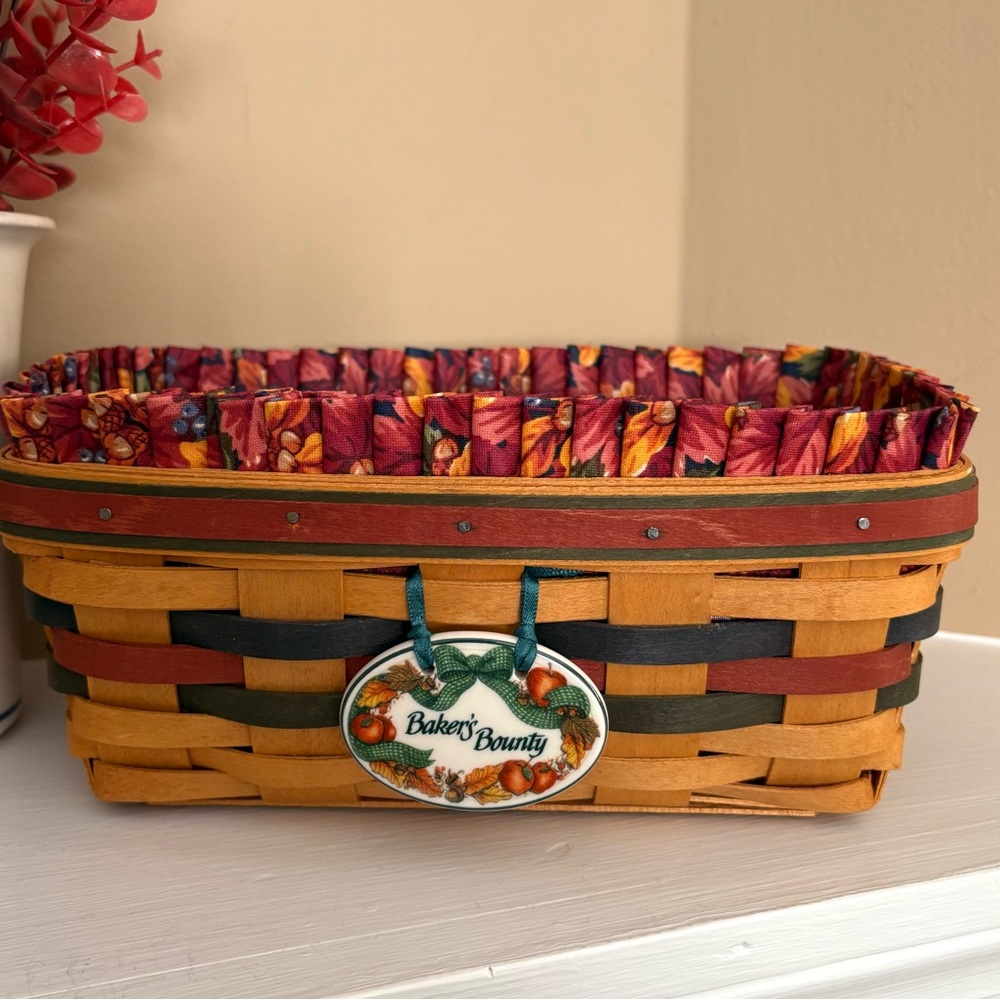 LONGABERGER Baker's Bounty Woven Wood Basket Fall Leaf Liner, Charm, & Protector